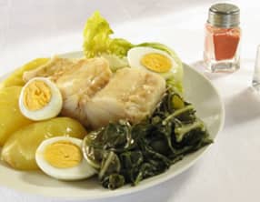 Morue de Noël cuit avec des légumes