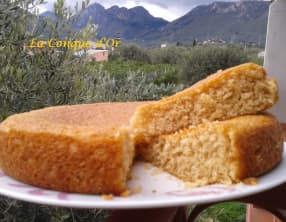 Gâteau yaourt au café et à la noix de coco