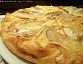 Tarte rustique à l'andouille et camembert de Vire