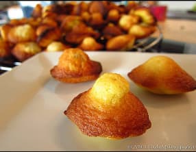 Madeleines à la pomme et à l’orange confite