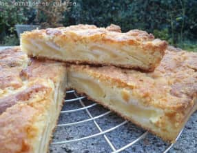Gâteau aux pommes et son croustillant d'amandes