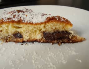 Moelleux banane, noix de coco et chocolat