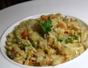 Potée de chou blanc, petits légumes et langues d’oiseau