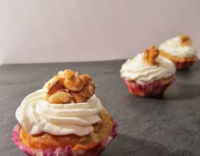 Noix chapeautées de roquefort