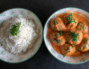 Cuire une farce simple en boulettes