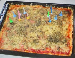 Une pizza très enfantine