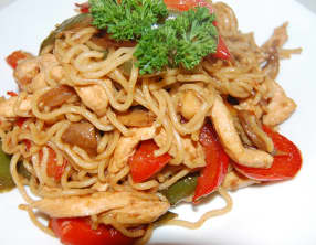 Nouilles chinoises au poulet