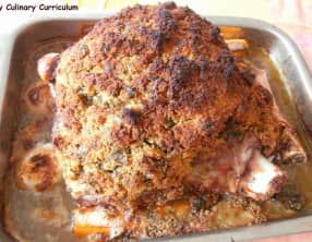 Gigot d'agneau en croûte d'herbes