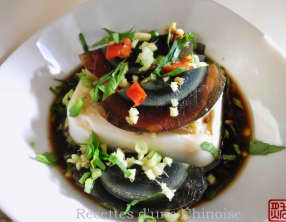 Salade d'oeuf de cent ans avec tofu