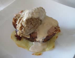 Agneau farci aux herbes, duxelles de champignons, crème de mamac, pomme de terre