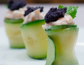 Maki de courgette au Philadelphia et au saumon fumé