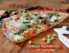 Pizza végétarienne aux légumes bio ricotta coriandre