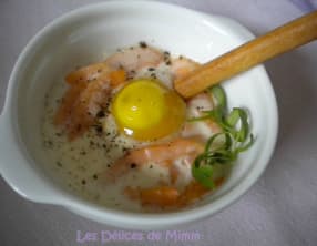 Oeufs de caille cocotte au saumon fumé