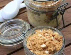 Crumble de chou-fleur, fourme d'Ambert et ail des ours
