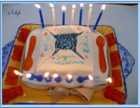 Gâteau d'anniversaire au chocolat.