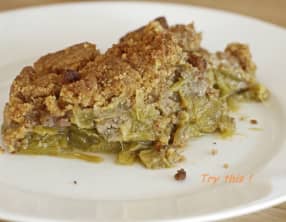 Crumble épicé de rhubarbe