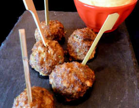 Mexican Boulettes sauce avocat coriandre