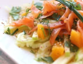 Salade de fenouil, orange et truite fumée