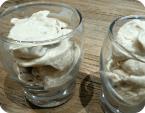 Glace banane et pépites de chocolat
