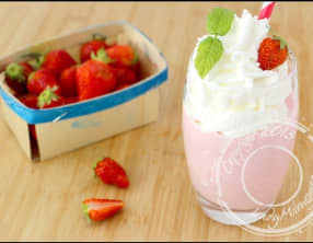 Boisson lactée aux fraises