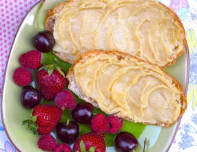 Crème de tahini et chocolat blanc à tartiner