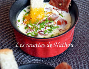 Oeufs cocotte au salami grillé