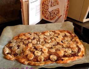 Pizza sucrée banane-choco-coco