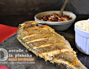 Daurade grillée à la plancha sauce bordelaise