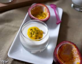 Panna cotta coco et fruits de la passion