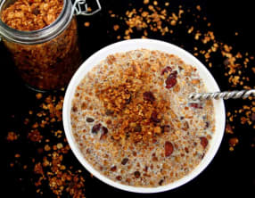 Granola maison au chocolat et noisettes