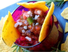 Galette de maïs et salade de haricots rouges