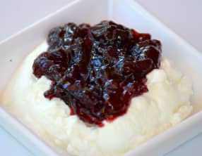 Frozen yaourt à la compotée de cerises