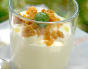 Mousse citron, huile d'olive, basilic