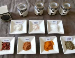 Sels aromatisés aux épices et aux herbes maison