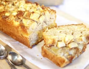 Cake aux pommes et à la cannelle