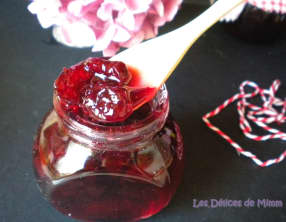 Confiture de cerises noires parfumée au kirsch