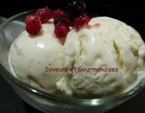 Glace au lait concentré sucré.