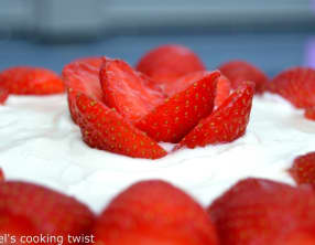 Layer cake au citron et aux fraises