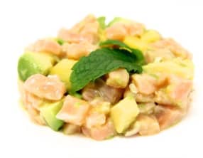 Tartare de saumon avocat et mangue