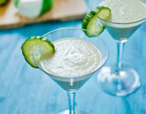 Gaspacho de concombre, chèvre, menthe et cumin