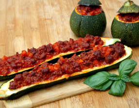 Courgettes farcies à la bolognaise