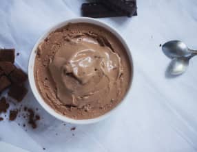Glace au chocolat et brownies