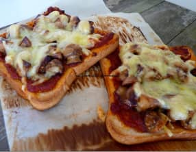 Pizza pain de mie