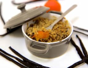 Crumble abricots chocolat et flocons avoine