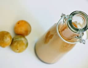 Smoothie de prunes à la lavande