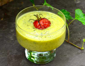 Velouté froid de courgettes à la menthe