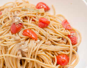 Pâtes complètes aux sardines pimentées