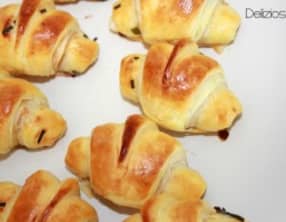 Les mini croissants au saumon