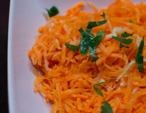Carottes râpées au gingembre et au citron