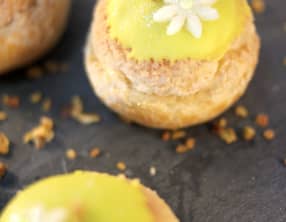 Choux à la pistache